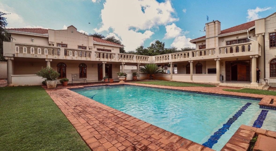 4 Bedroom Property for Sale in Wilkoppies North West